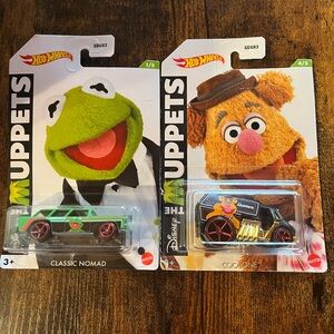 NWOT Hot Wheels Muppets Classic Nomad & Cool-One Toy Cars